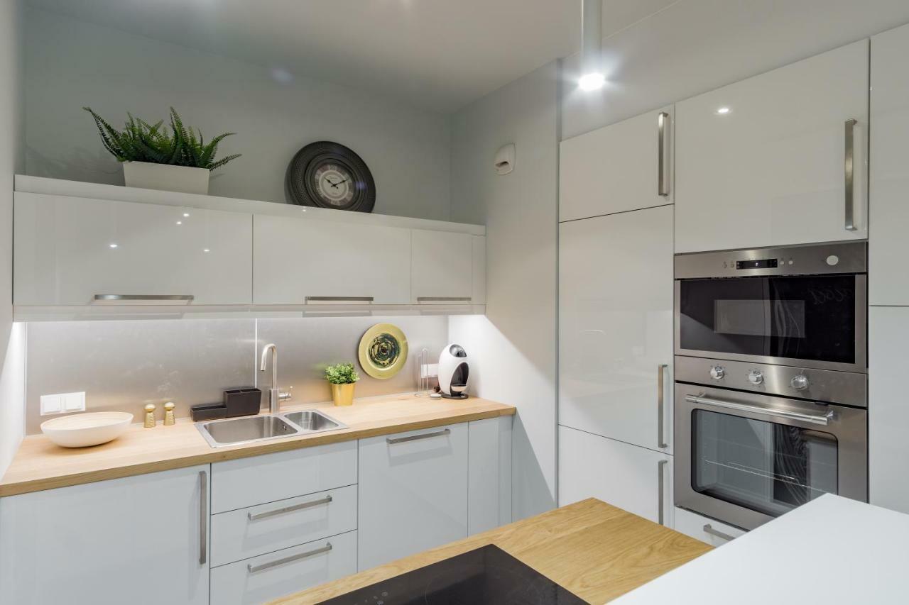 Mennica Residence Chic Apartment Varsó Kültér fotó
