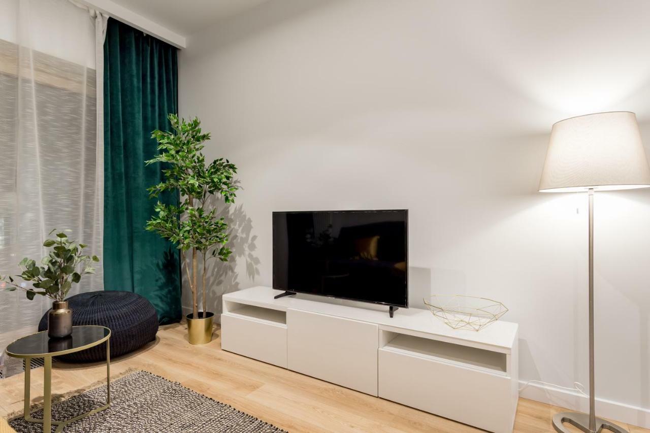 Mennica Residence Chic Apartment Varsó Kültér fotó